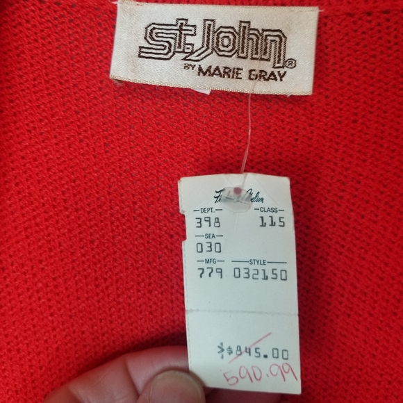 Vintage ST. JOHN by Marie Gray Knit Red Cardigan - Picture 2 of 9